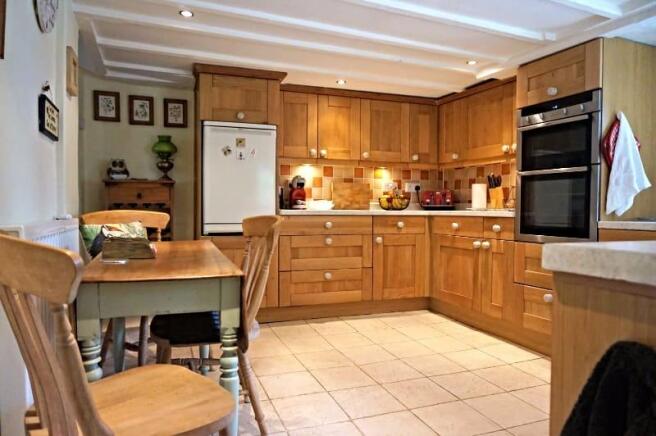 Cottage Kitchen