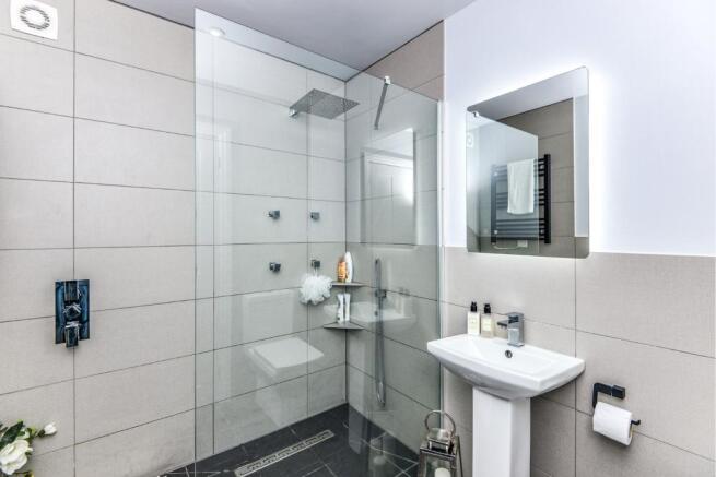 Ground Floor Shower