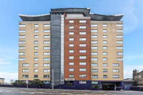 Flat 26, 2 20 Spectrum Tower, Hainault Street, Ilford IG1 4GZ