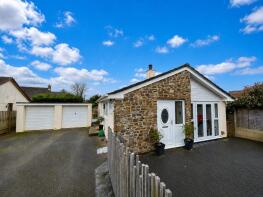 23, Green Acre, Trebullett, Launceston PL15 9QL