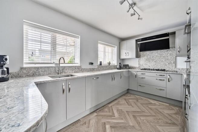 The Birches, Main Street, Woodend (16).jpg