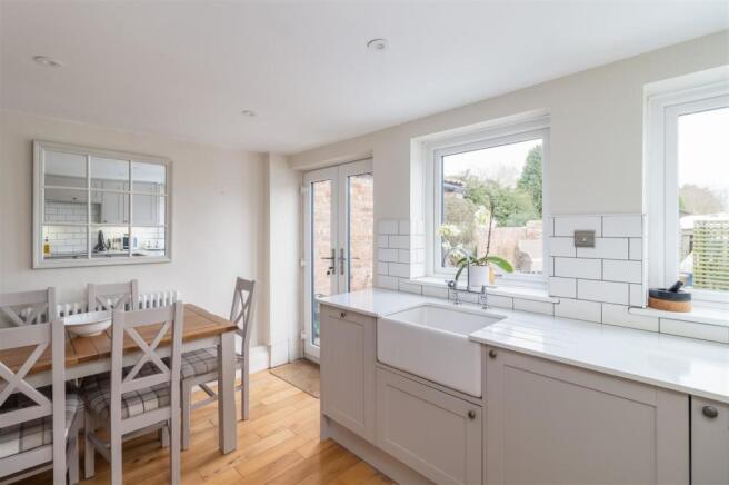 White Cottages 2-Kitchen D.jpg