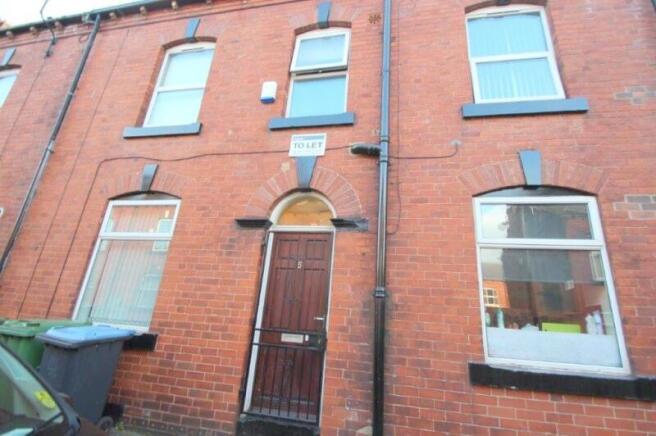 4 bed Terraced to rent Image 6