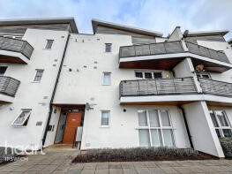 49, Hening Avenue, Ipswich IP3 9QJ