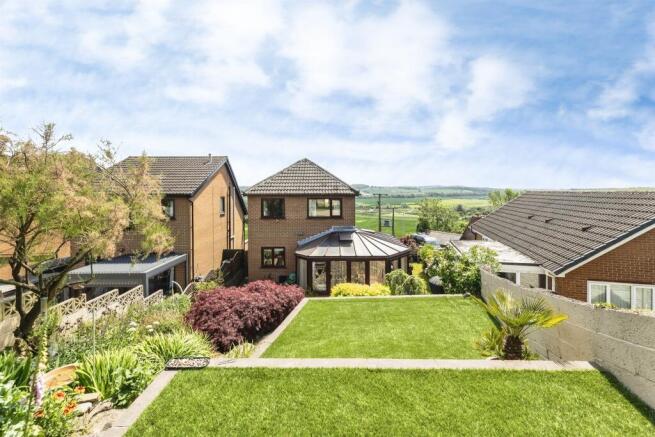 3 bed Detached for sale Image 4