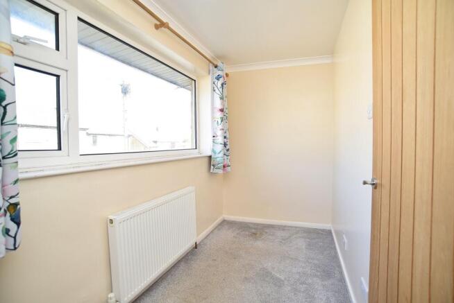 3 bed Semi-Detached for sale Image 10