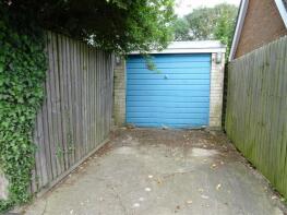 62, Priesthills Road, Hinckley LE10 1AL