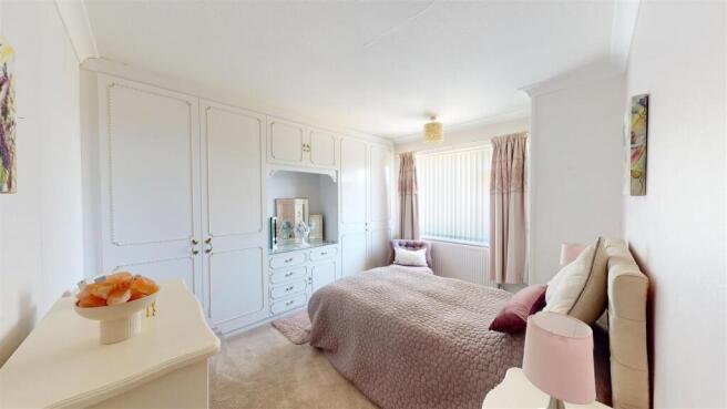 2 bed Semi-Detached Bungalow for sale Image 5