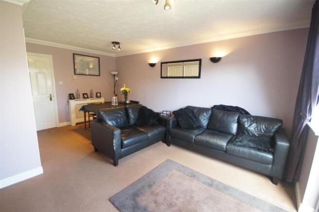Lounge / Dining Room