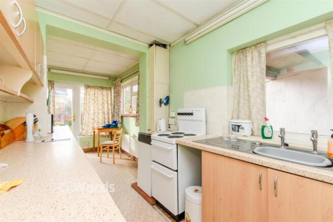 Kitchen/Breakfast Room