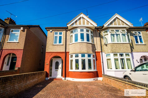 Burnway, Hornchurch, RM11