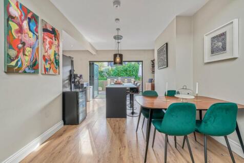 Durnsford Road, Earlsfield, London, SW19