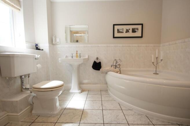 Ensuite