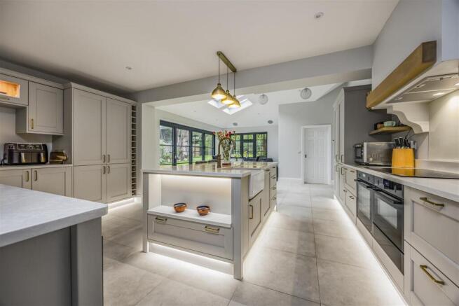 Hollyhill House, Hollybank Lane, Emsworth-PorticoM