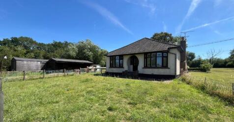 Wyoming, Fane Road, Benfleet, Essex, SS7 4PD