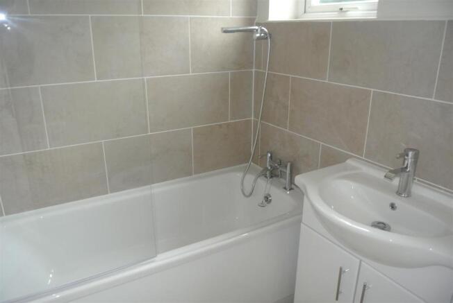Monks1bathroom.JPG