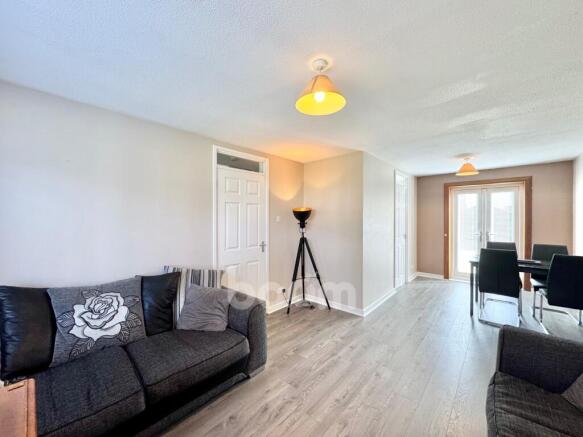 Conval Way, Paisley dining lounge pic