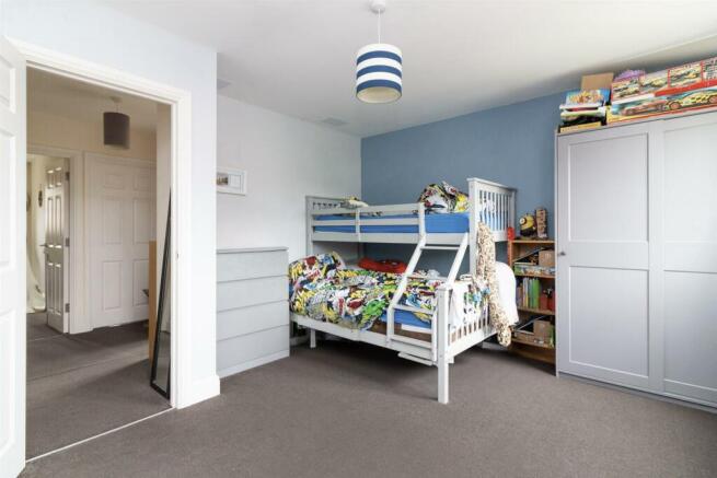 BEDROOM 2