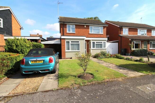 014 Willowside - Front 2.JPG