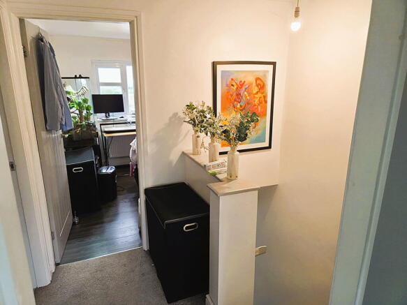 3 bed Semi-Detached for sale Image 7