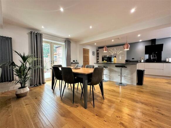 Open Plan Dining Kitchen Area 526