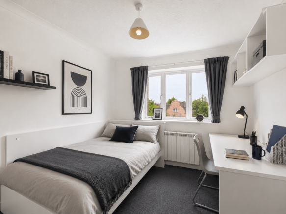 2 Bedroom Apartment, Pin Hill