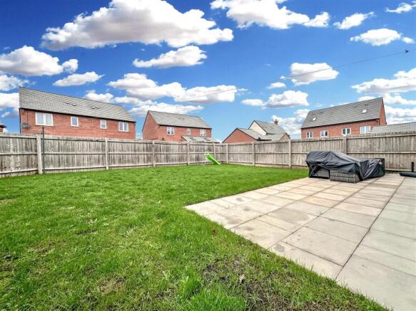 Large Rear Garden 247