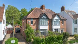 12, Highfield Avenue, Oxford OX3 7LR