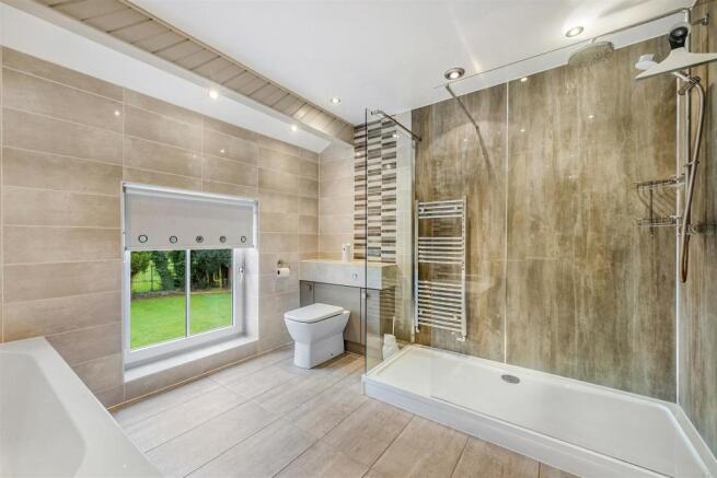 Old Lane - Bathroom