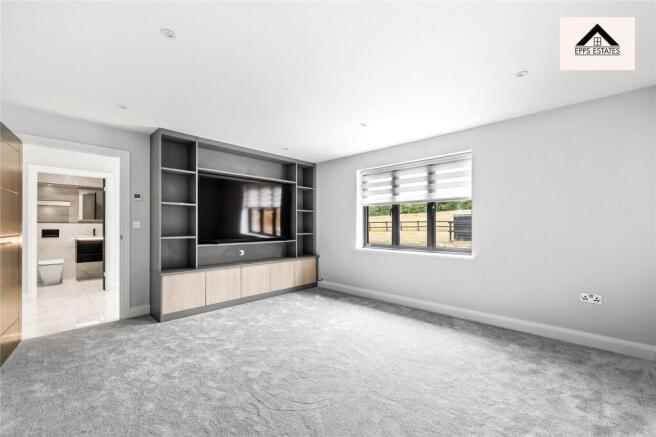 Carlton Mews, Lippitts Hill, Loughton, IG10 photo 5