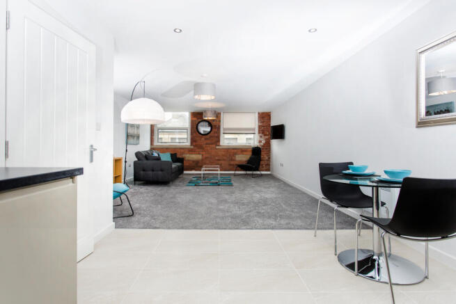 1 bed Apartment to rent Image 4