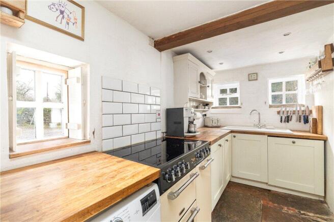 3 bed Detached for sale Image 9
