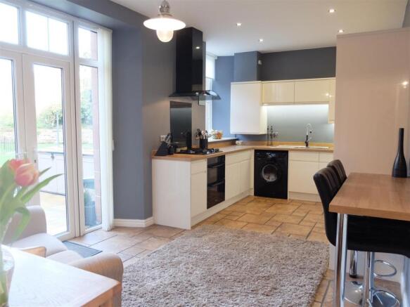 Dining Kitchen