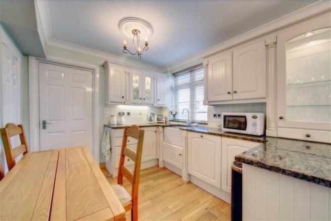 Breakfasting Kitchen