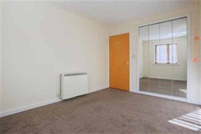 1 bed Retirement Property to rent Image 7