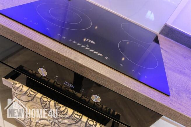 KITCHEN: