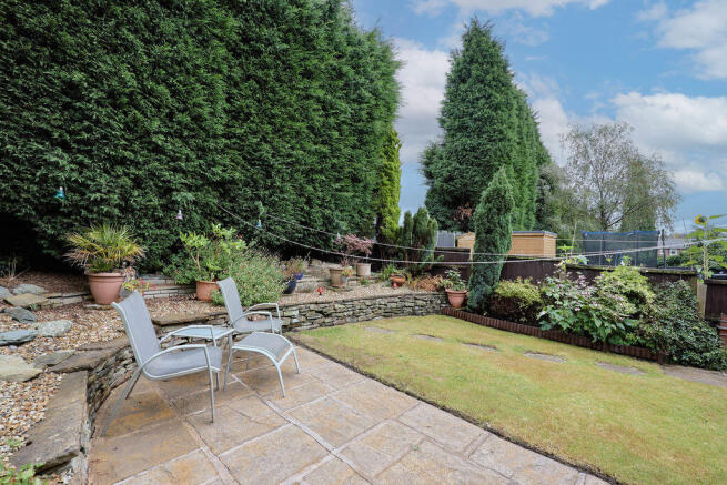 Carlton Avenue, Upholland photo 2