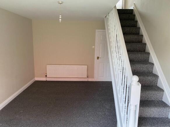 2 bed Town House to rent Image 4
