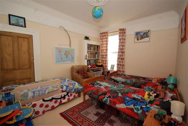 Photo 13