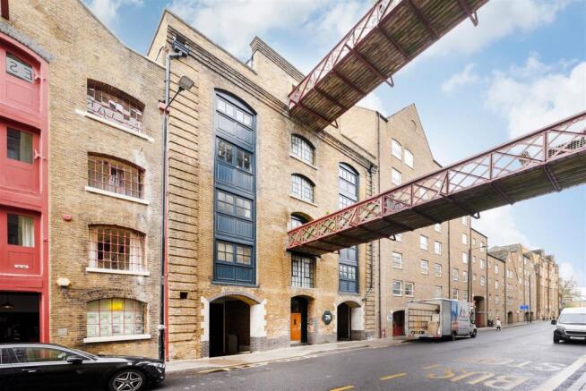 St Thomas' Wharf