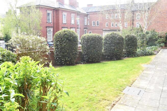 COMMUNAL GARDENS