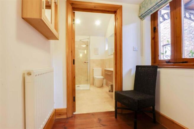DRESSING AREA