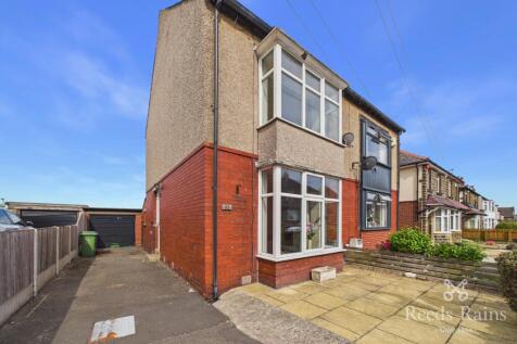 Frances Avenue, Crosland Moor, Huddersfield, West Yorkshire, HD4