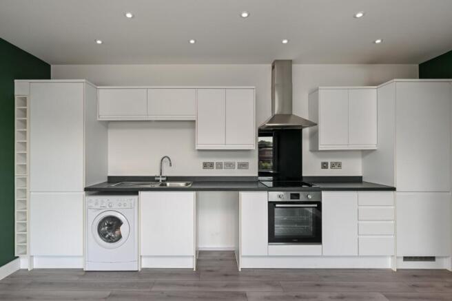 2 bed Flat to rent Image 4