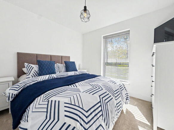 3 bed Semi-Detached for sale Image 11