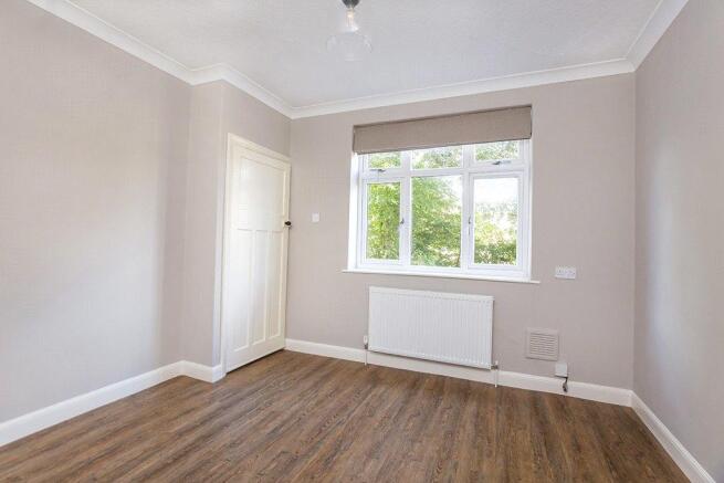 2 bed Semi-Detached to rent Image 4