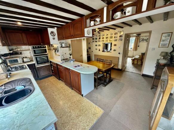 kitchen.JPG