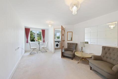 Snakes Lane West, Woodford Green