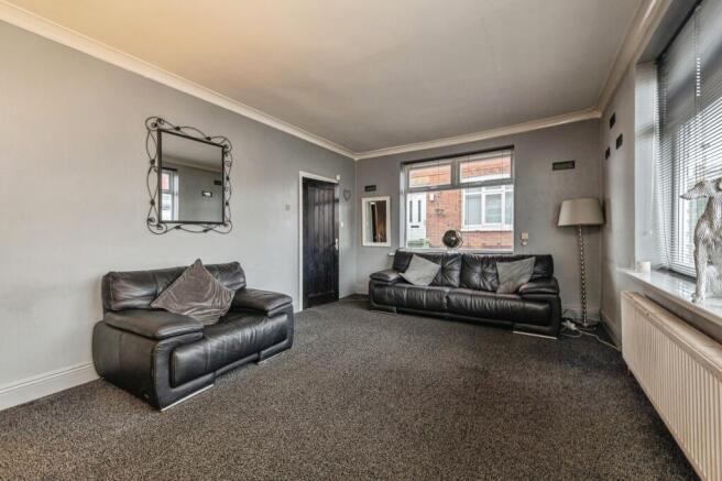 3 bed Semi-Detached for sale Image 4