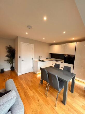 Kitchen/Dining Area